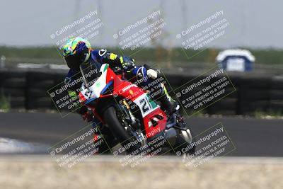 media/Jul-12-2025-Pacific Track Time (Sat) [[beecba6d8c]]/Group B/Turn 1 (1230pm)/